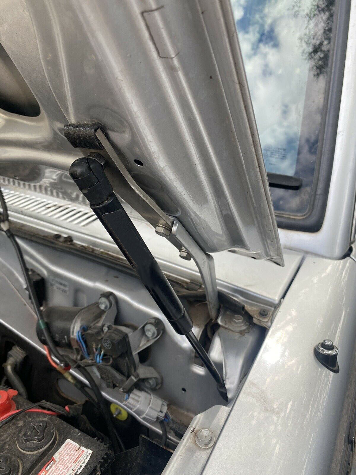 70 Series Land Cruiser 70 Series Bonnet Gas Struts (Pair) (2007 - 2022)