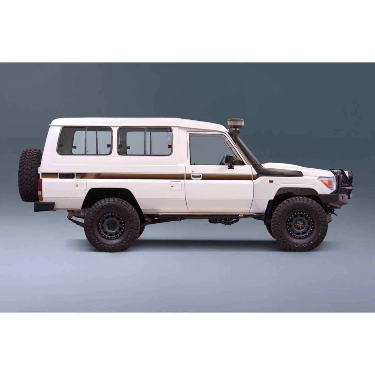 Decal Body Stripe Kit (Cooma) for the Toyota LandCruiser 78 Series Troop Carrier (1999-) (view 2)