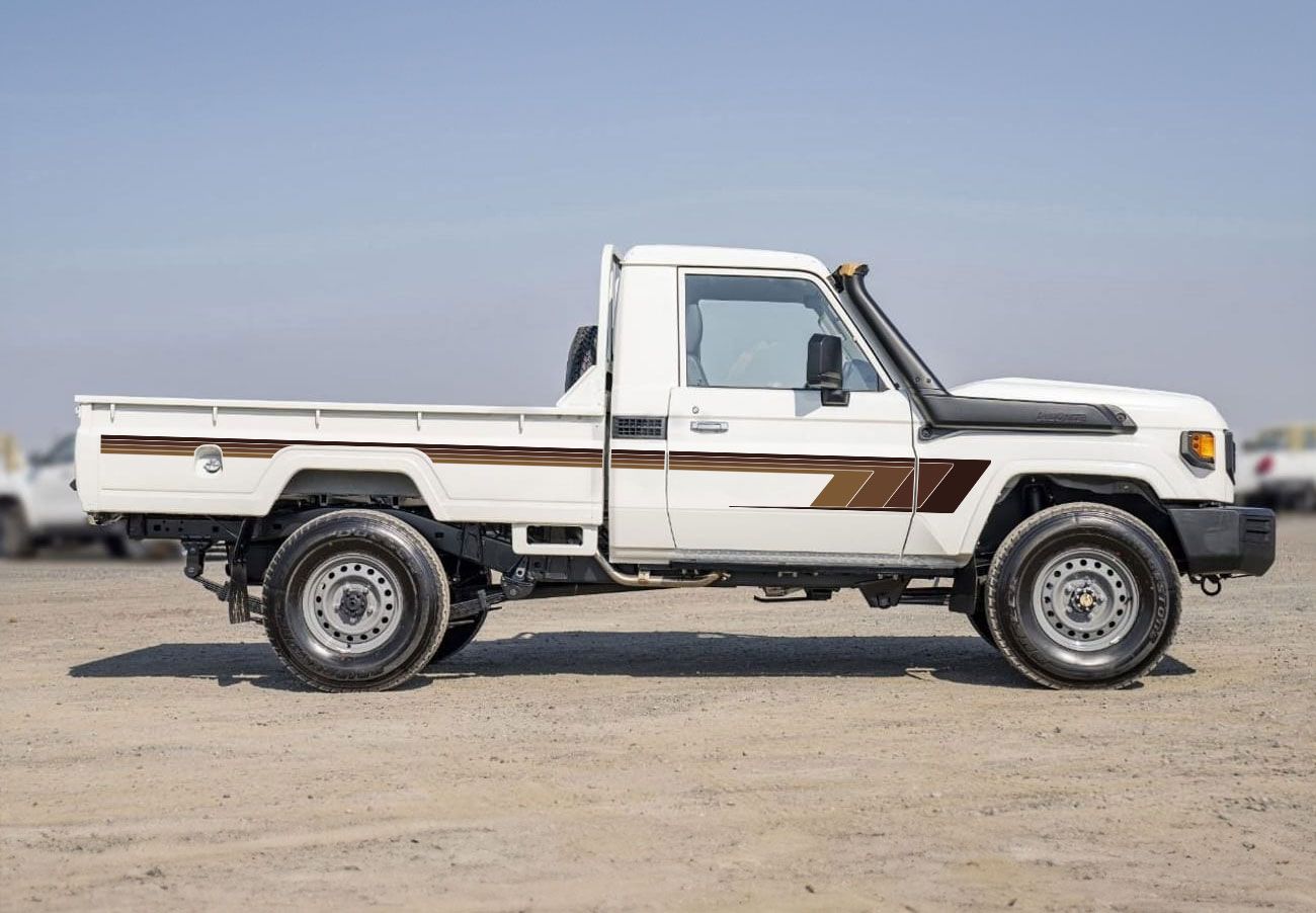 70 Series Land Cruiser Decal Body Stripe Kit (Broome) - 75/79 Series Single Cab (1985-)